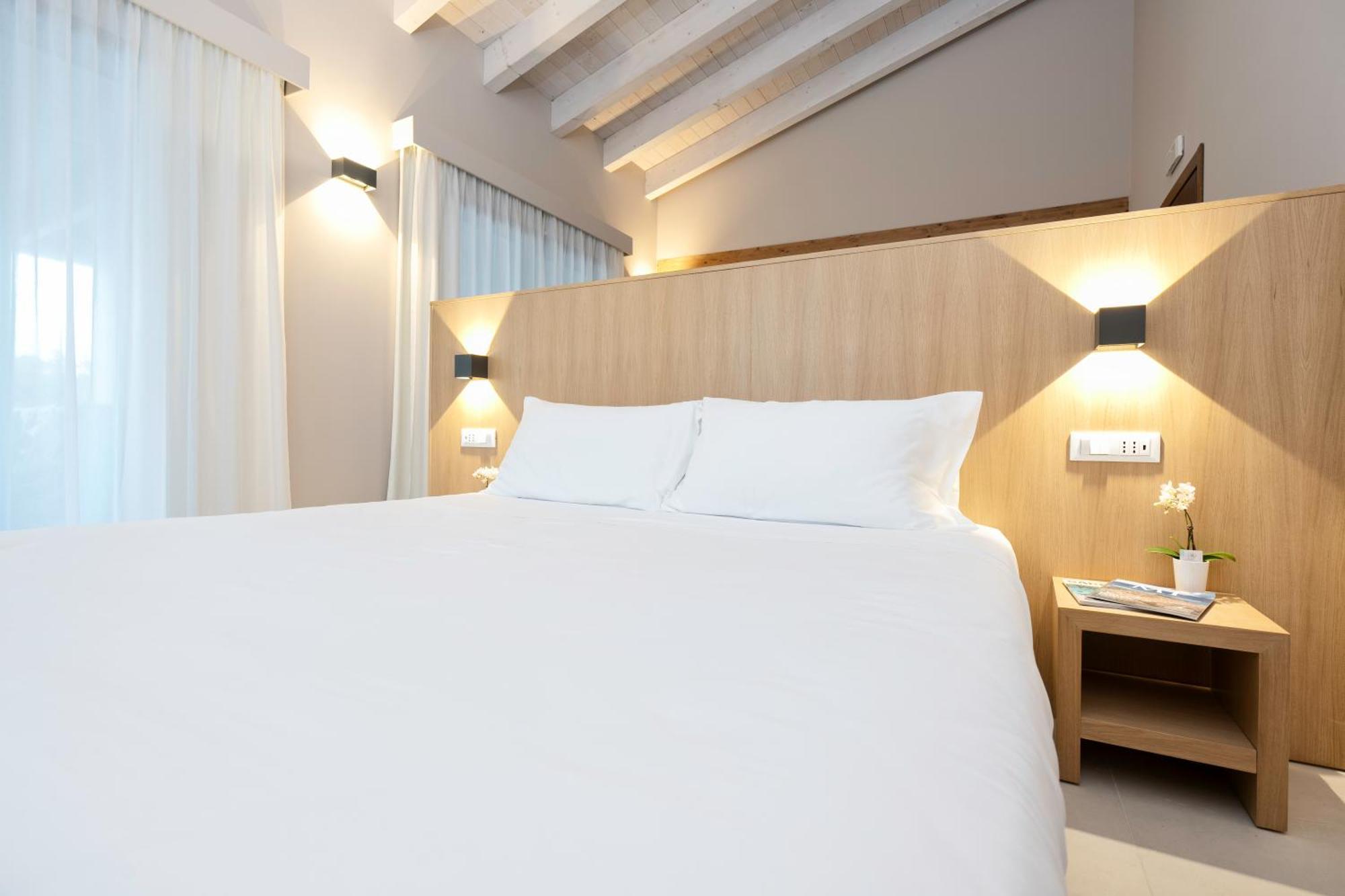 Ros'E Mari Green Home Hotel Oristano Dış mekan fotoğraf